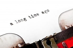 昔、こんな文字が書かれたフランスのタイプライター。 shutterstock_147734063